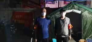 市文旅集團一線戰“疫”之：黨旗飄揚在門外，黨旗扎根在心里，53歲和35歲黨員成絕佳搭檔